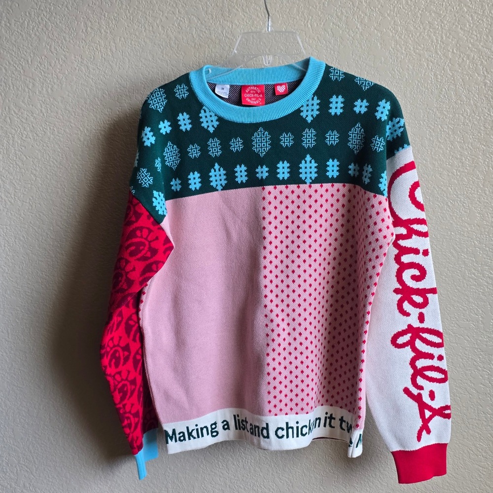 Chick-fil-A Holiday Ugly Christmas Sweater Mens M Making A List And Chicken - Picture 2 of 13